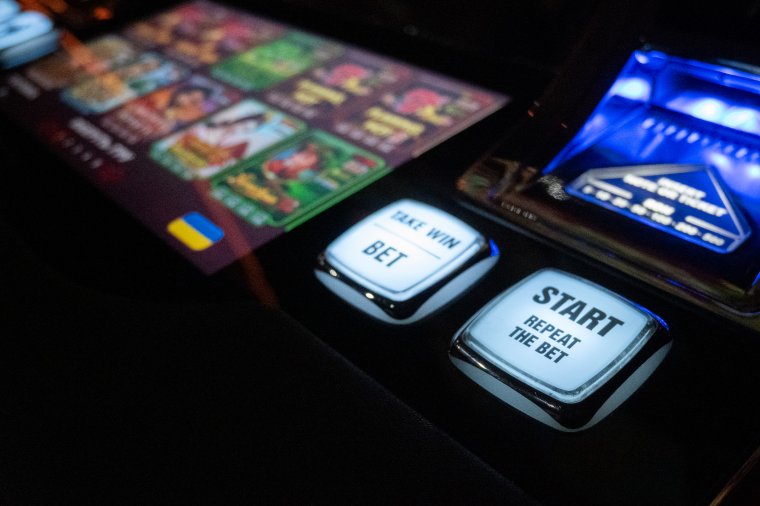 Nyerőgépek: részleges vagy teljes tiltás Csíkszeredában?