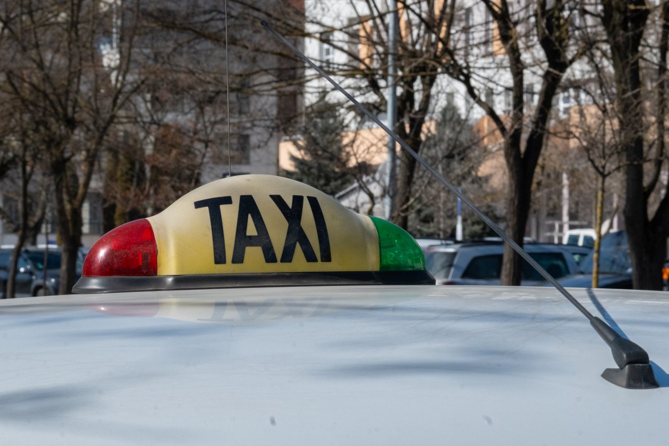 A városvezetés azt szeretné, ha a taxis díjak emelésével a szolgáltatás minőségi is javulna