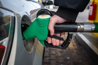 Energiaügyi miniszter: arcátlan hazugságok a 10 lejes benzinnel és gázolajjal kapcsolatos spekulációk