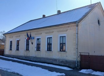 Bővítik és felújítják az iskolákat Csíkkozmáson