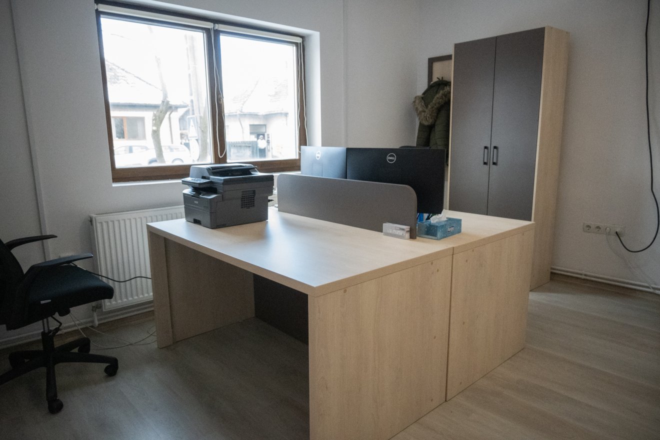 Ügyintézésre készen &bullet;  Fotó: Borbély Fanni