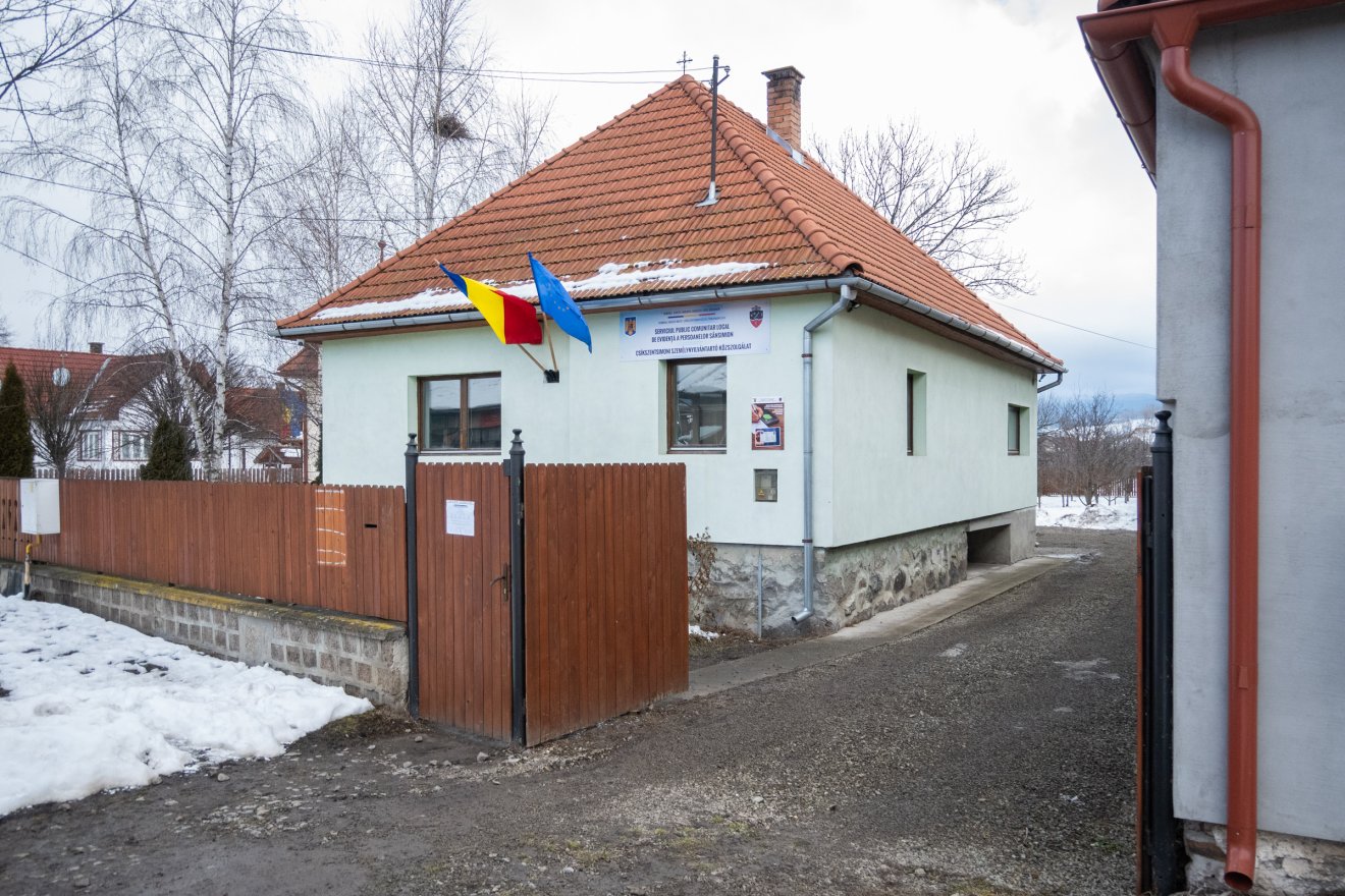 A személyi nyilvántartó iroda épülete &bullet;  Fotó: Borbély Fanni