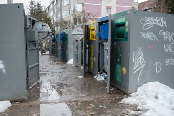 Mit változtat Csíkszeredában a hulladékgyűjtés új rendszere?   