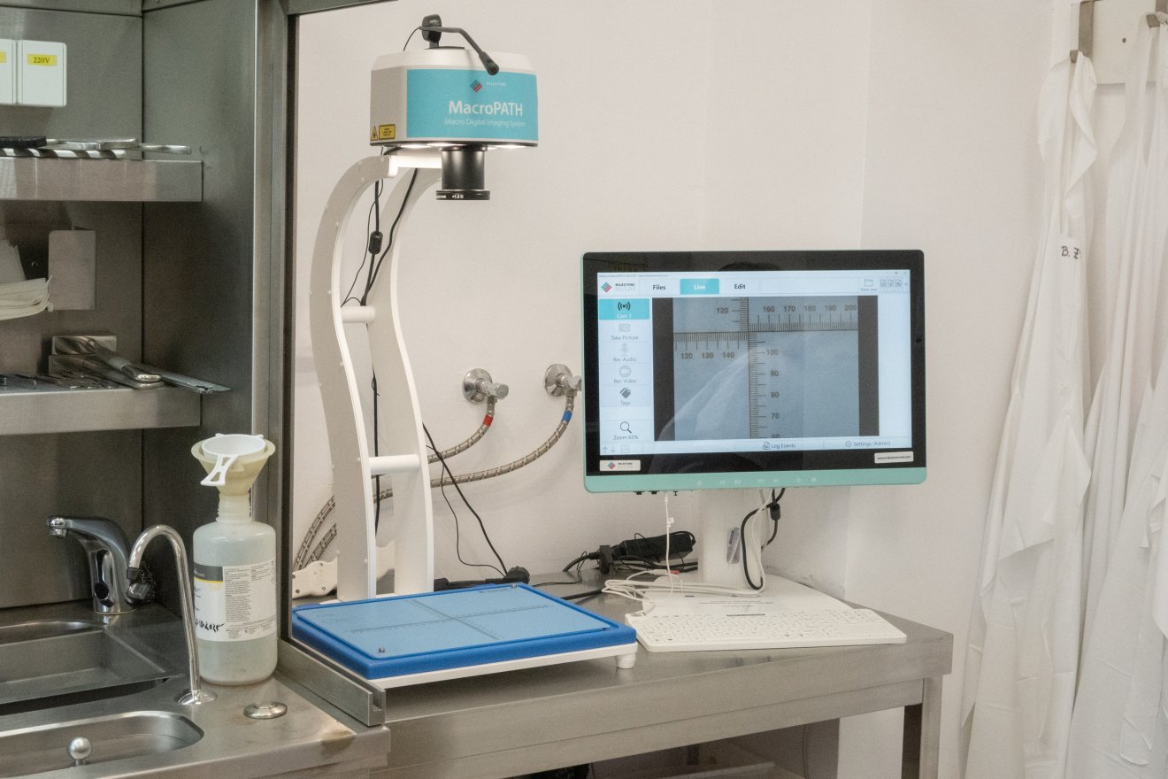 Kilencmillió lejes uniós beruházás: szintet lépő patológiai labor Csíkszeredában