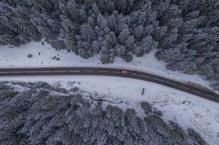 Erős szél, havazás és hideg várható az elkövetkező napokban
