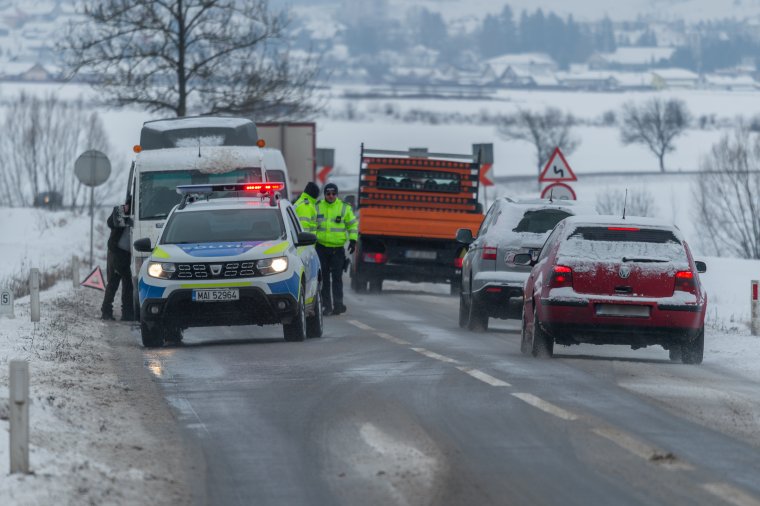 Közel 550 sofőr jogosítvány nélkül kezdi a hetet