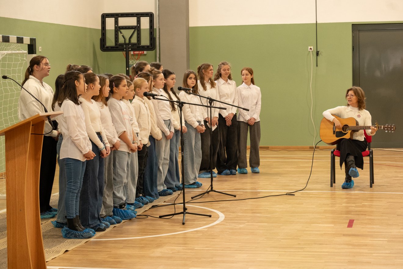 &bullet;  Fotó: Borbély Fanni