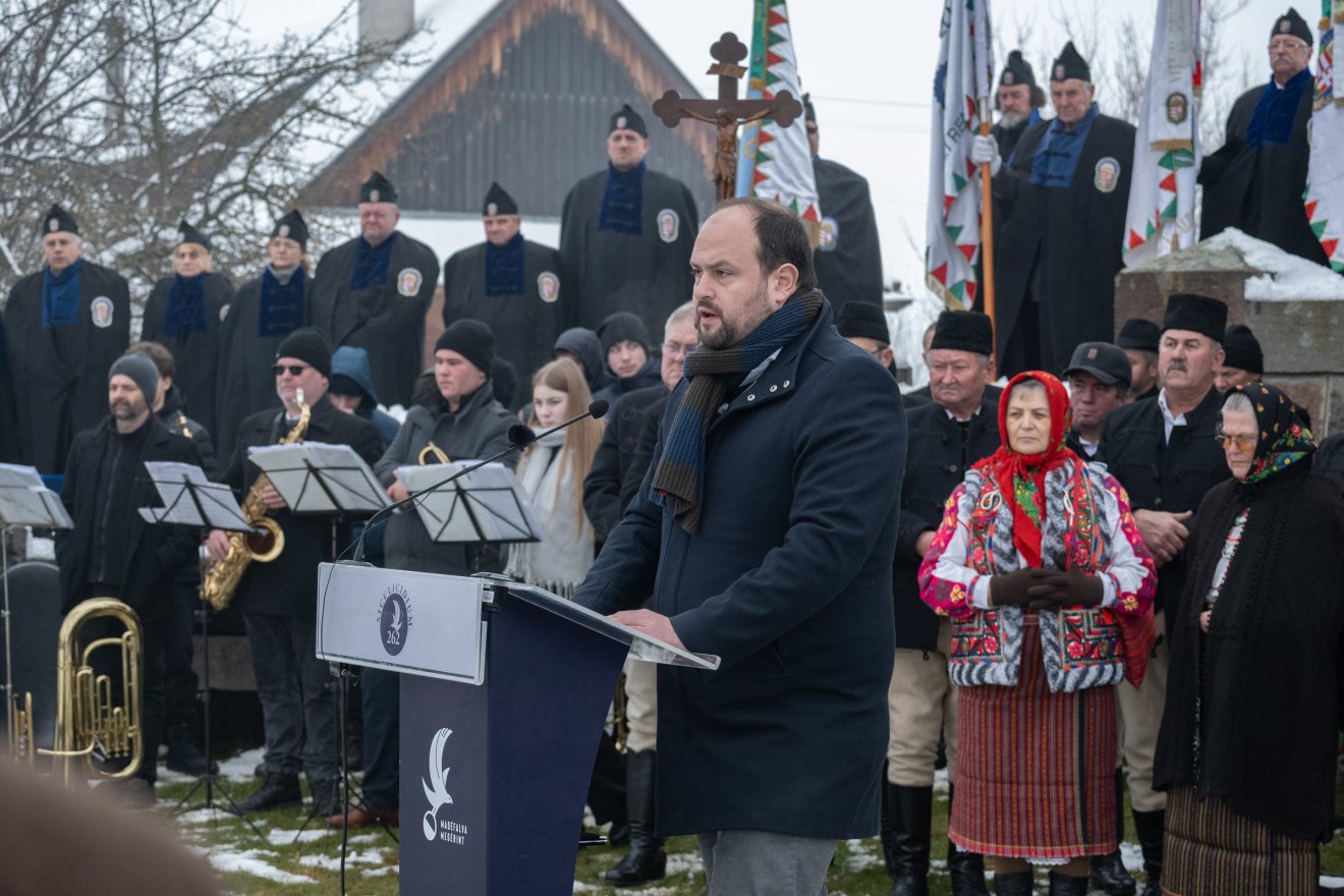 Nacsa Lőrinc, magyarországi nemzetpolitikáért felelős államtitkár is részt vett a megemlékezésen &bullet;  Fotó: Borbély Fanni