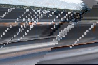 Hargita megye: 1500 háztartásban okozott áramkimaradást a zord időjárás