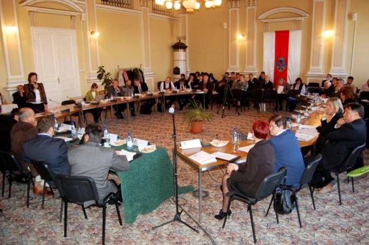 Sikeres szórványkonferencia Tordán