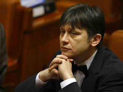 Antonescu szerint a FMI és az EB felzárkózott a Băsescu propagandához