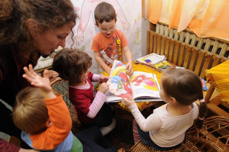 A szülők is beszálltak a napközi-szigetelésbe