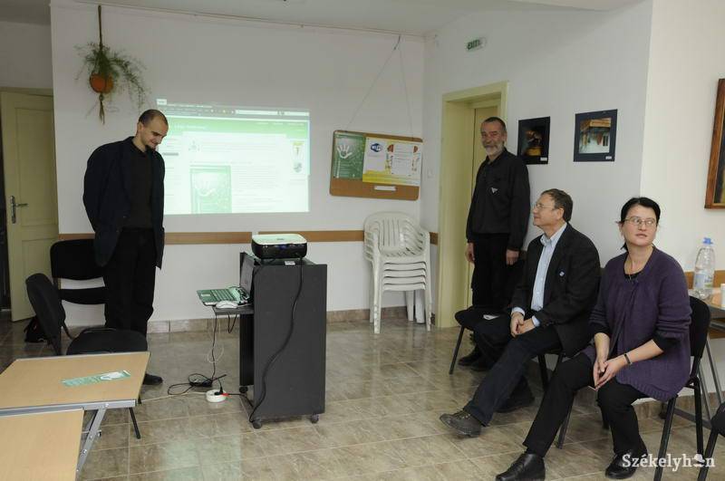 &bullet;  Fotó: Kristo Robert