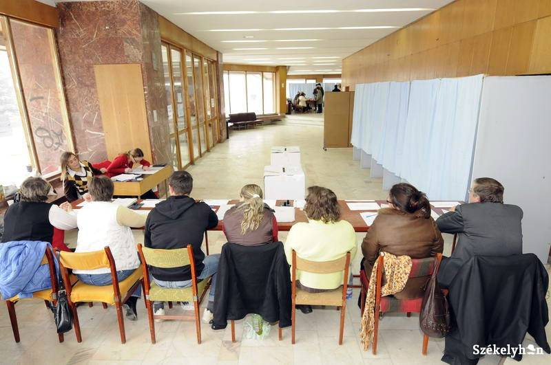 &bullet;  Fotó: Kristo Robert