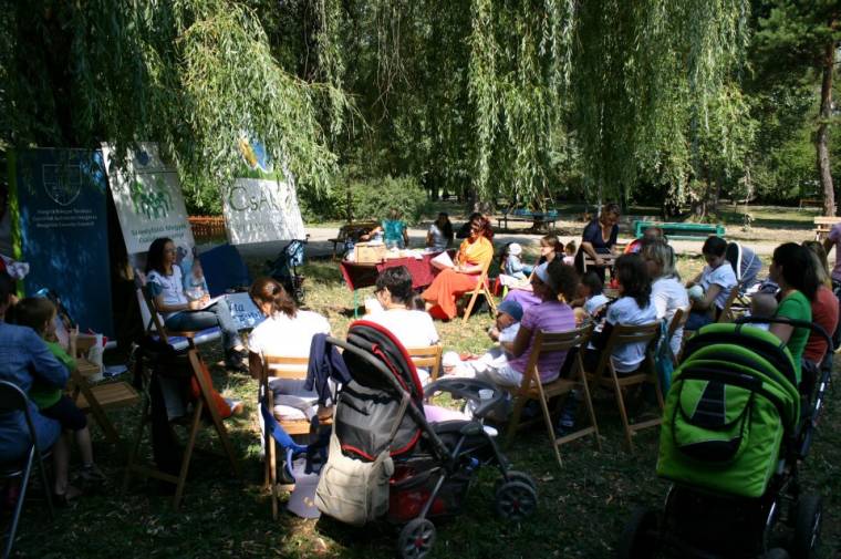 Az anyatejes táplálást népszerűsítették