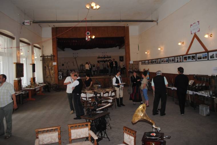 Néprajzi kiállítás és régiségvásár Szépvízen