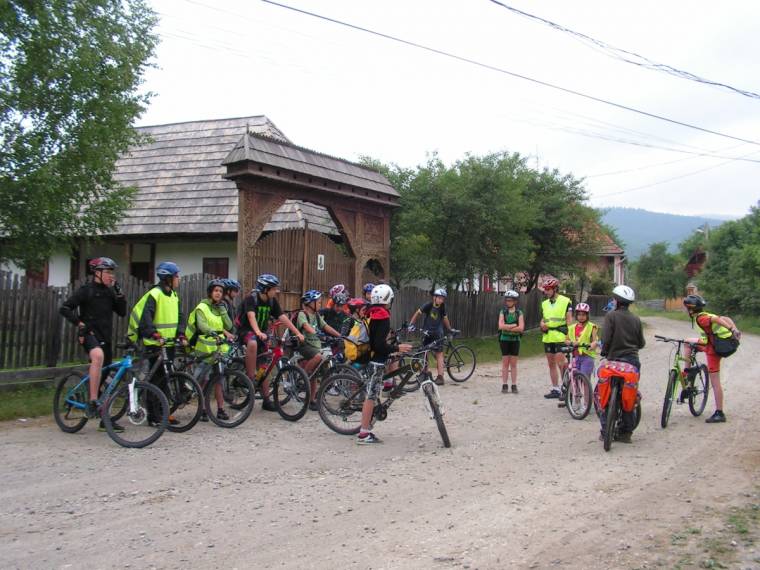 Kerékpárral Kőrösi Csoma Sándor nyomában