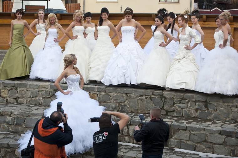 Esküvői kellékek kavalkádja