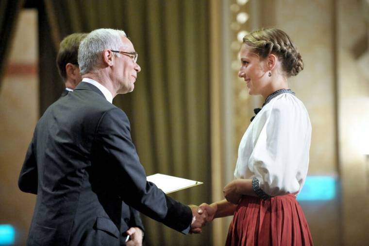 Antal Imola, a Népművészet Ifjú Mestere