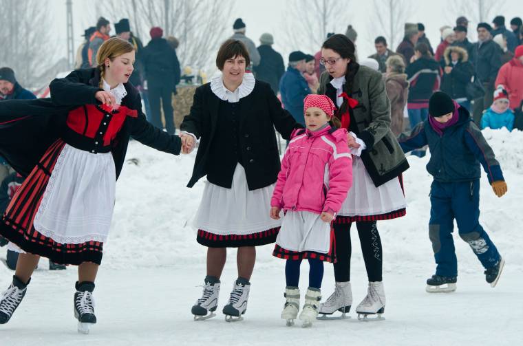 Gilicsezés székelyesen