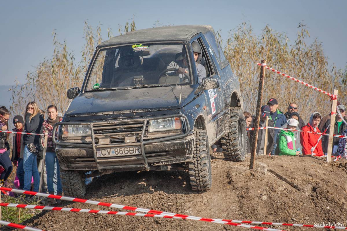 Látványos versenyre számíthatnak az off-road kedvelői. Archív &bullet;  Fotó: Pinti Attila