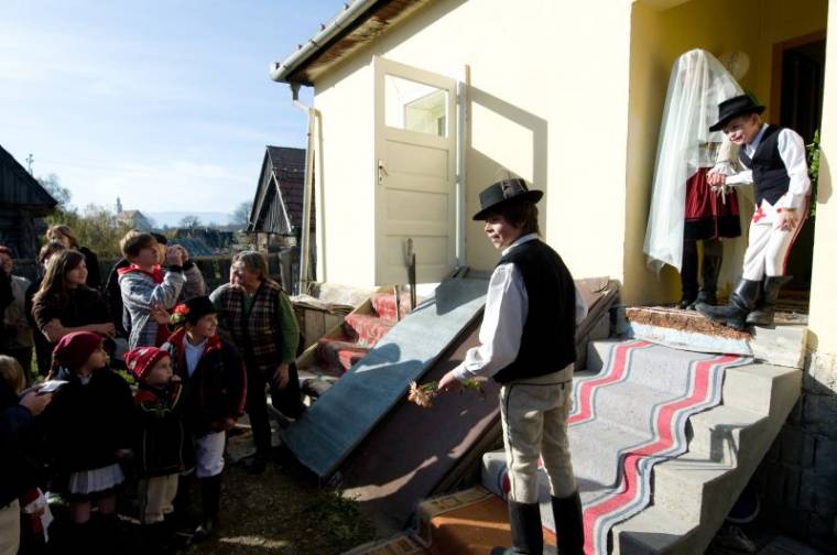 Játsszunk lakodalmast!