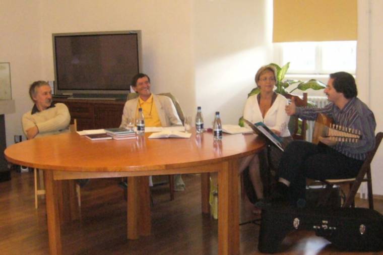 A Jóisten is János volt