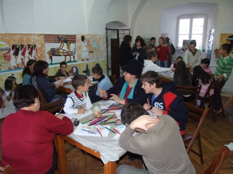Arcfestés és ügyességi játékok a múzeumban
