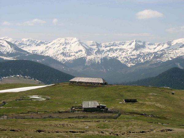 Pogányhavas-túrát és Kárpát-vándortúrát szervez a Gentiana