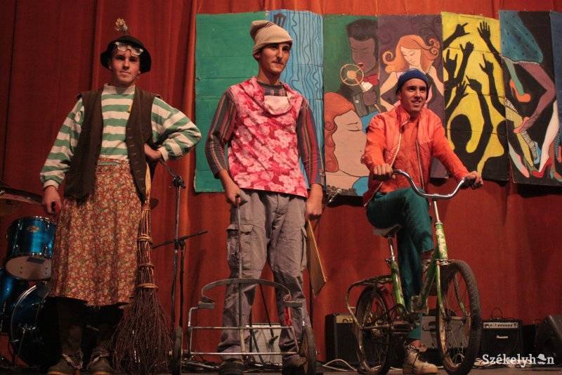 •  Fotó: Barcsa István