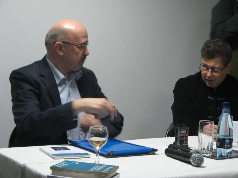 Markót faggatták az irodalomról