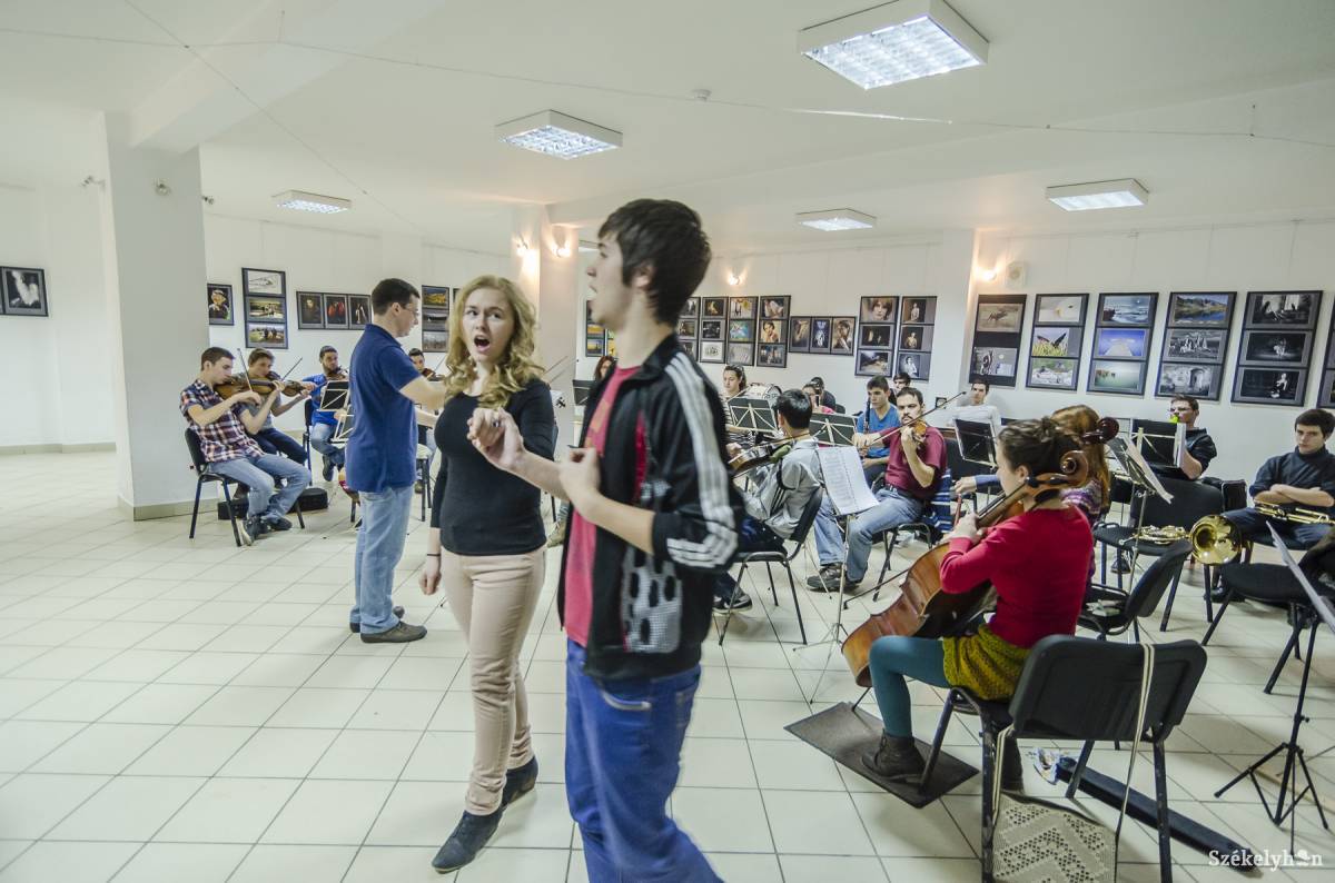 •  Fotó: Veres Nándor