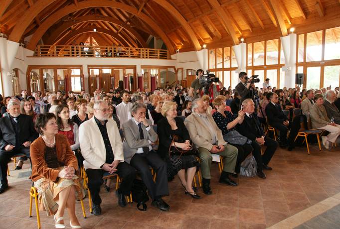 Vers és próza az édesanyák tiszteletére