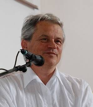 Dr. Csókay András nemzetközi hírű idegsebész előadása