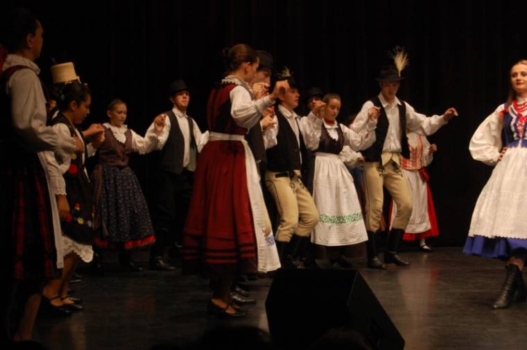 Székelyek a FolkdanceNet Forever színpadán