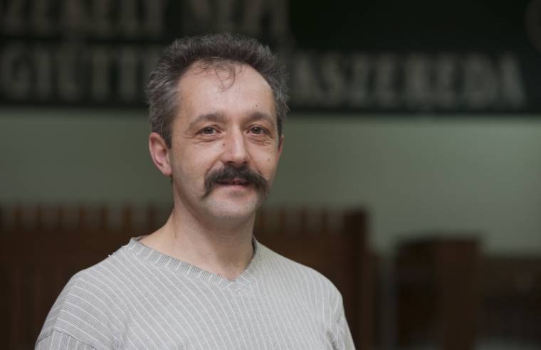 A népszínház és a néptánc eszközeivel sikertörténetté kovácsolt mesejáték