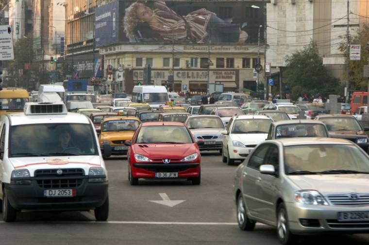 Válságban kevesebb autót veszünk