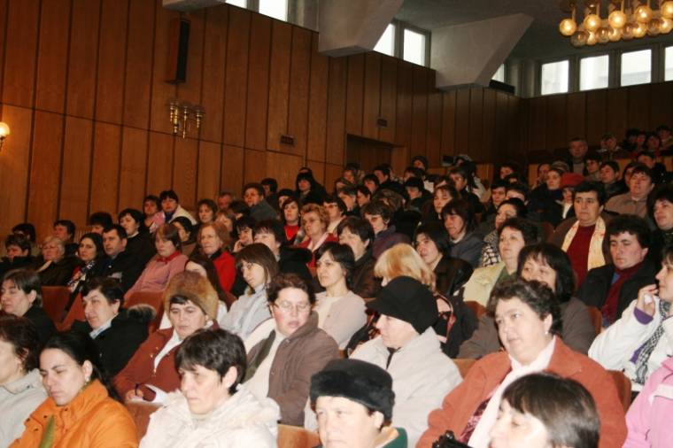 Egyelőre nem perelnek a nevelőszülők