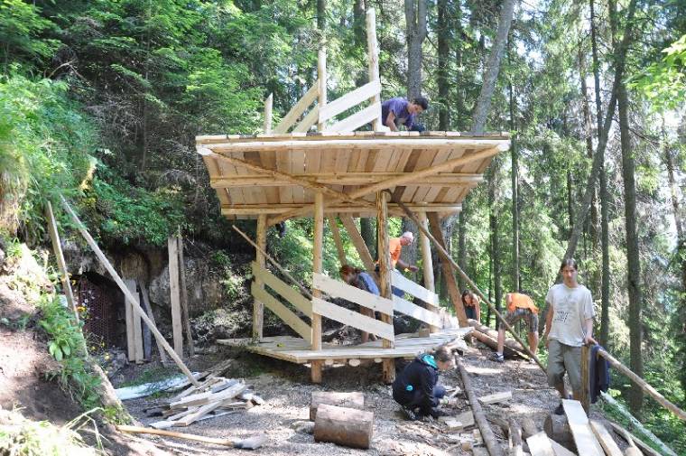 Időtálló beruházás a Súgó-barlangnál