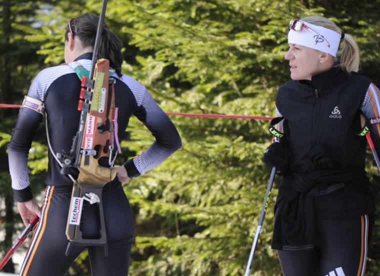 Stoian büntetőkörei miatt csak 11. helyen zárt a biatlonváltó