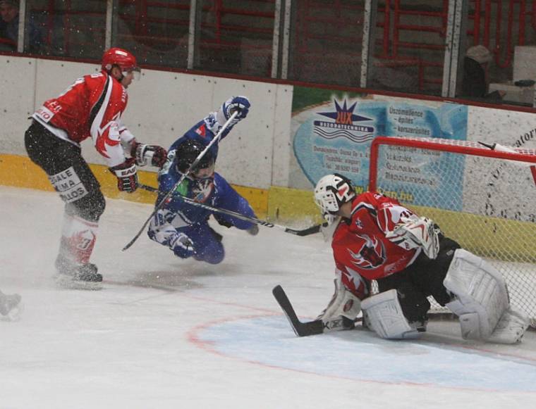 Újvárosi sikerrel kezdődött a MOL Liga-döntő