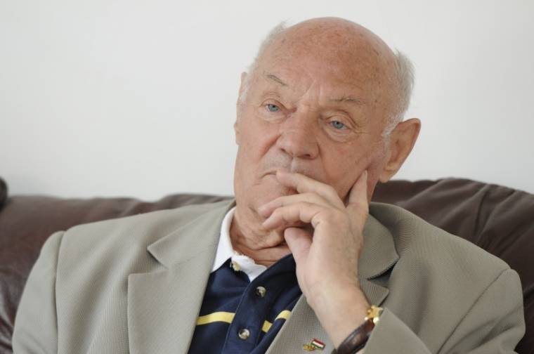 Nyolcadszor Székelyföldön Buzánszky Jenő