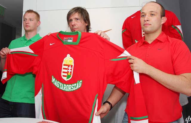 Csíkszereda a magyar hokiválogatott mezén