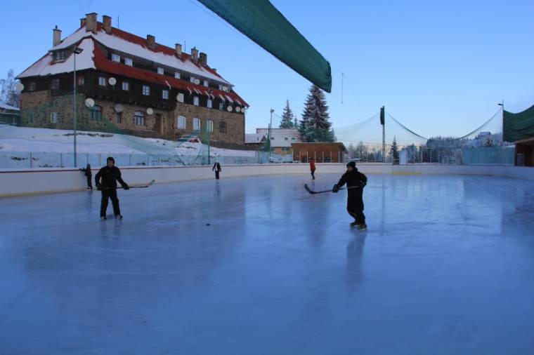 Hol korcsolyázhatnak a csíkiak?