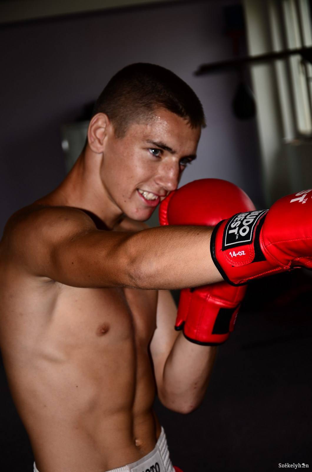 &bullet;  Fotó: Czont Léda