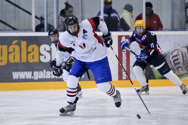 Gólzáporos ifi hokimérkőzések