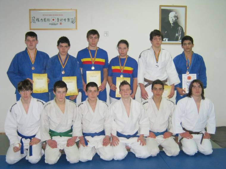 Két csíki cselgáncsbajnoki cím Aradról