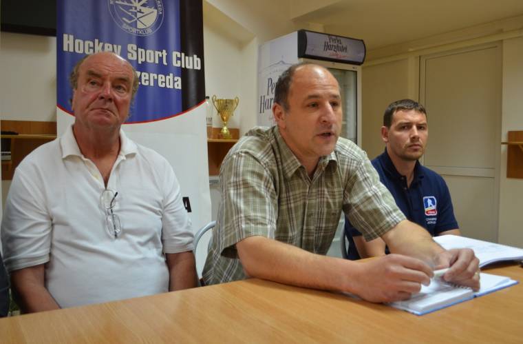 Fiatalítják a csíki hokicsapatot