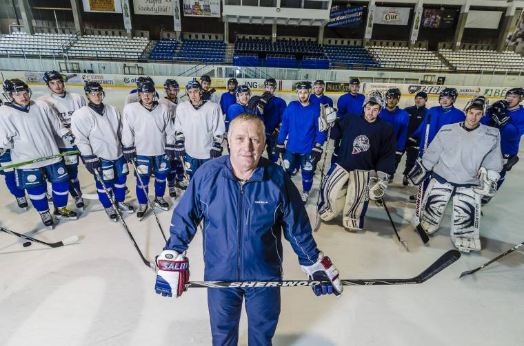 Fiatalítás éve a csíki hokiban
