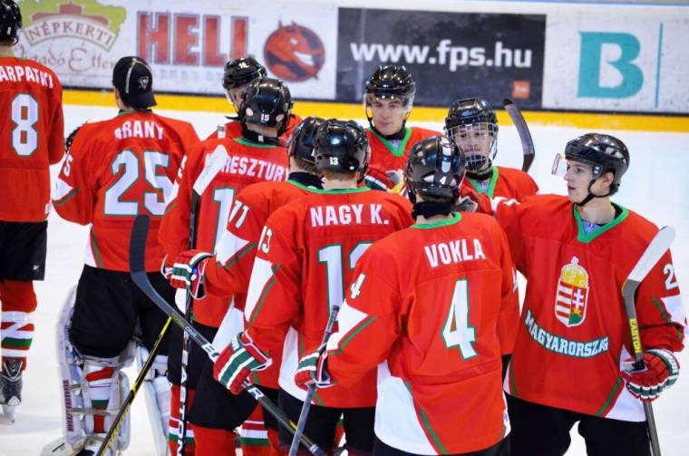 Magyarország megnyerte a miskolci hokivébét